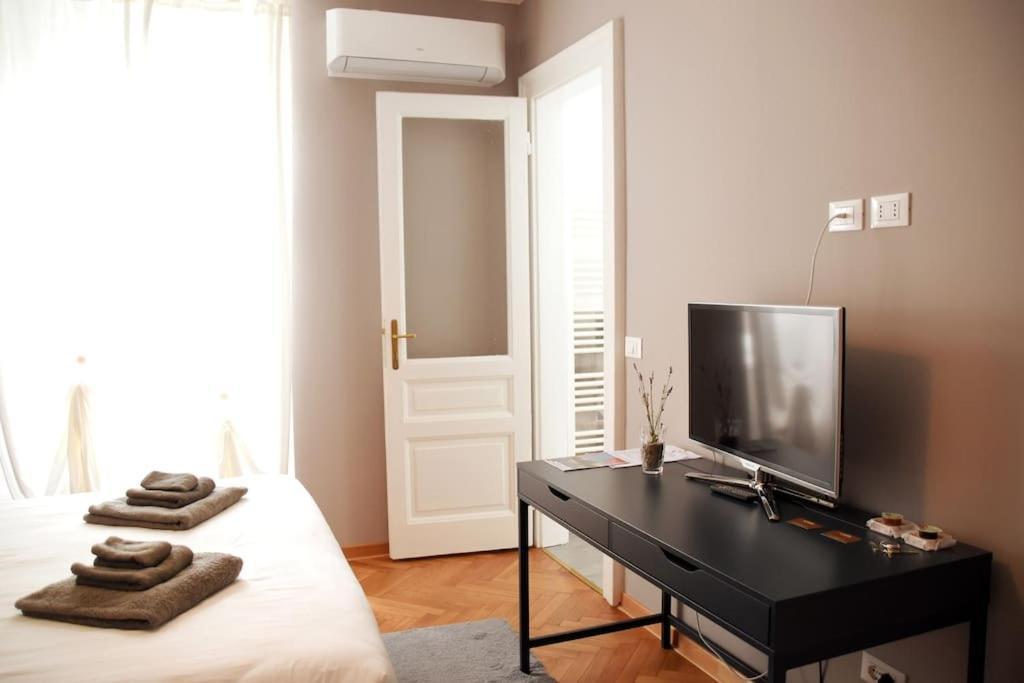 Residence Montanelli Триест Экстерьер фото