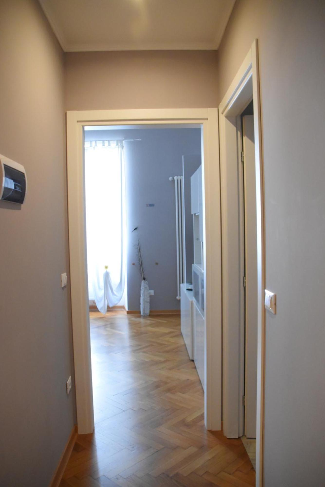 Residence Montanelli Триест Экстерьер фото