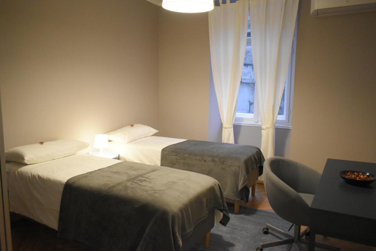 Residence Montanelli Триест Экстерьер фото