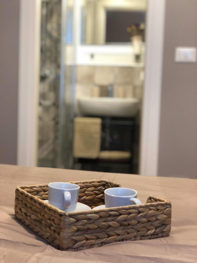 Residence Montanelli Триест Экстерьер фото