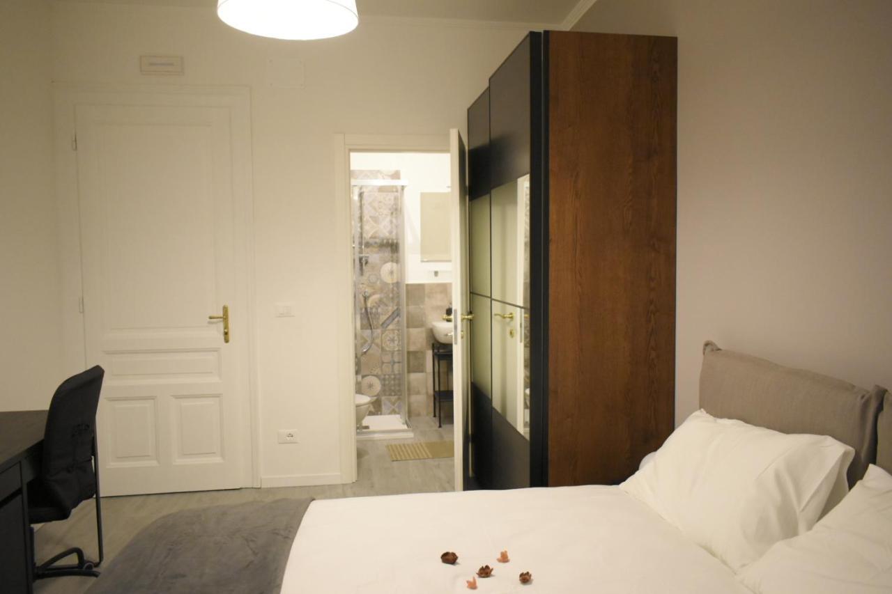 Residence Montanelli Триест Экстерьер фото